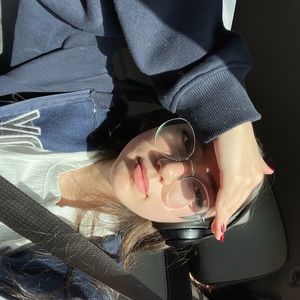 Meet your Posher, Isabel